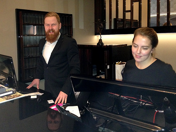 reception clerks at Hotel Borg