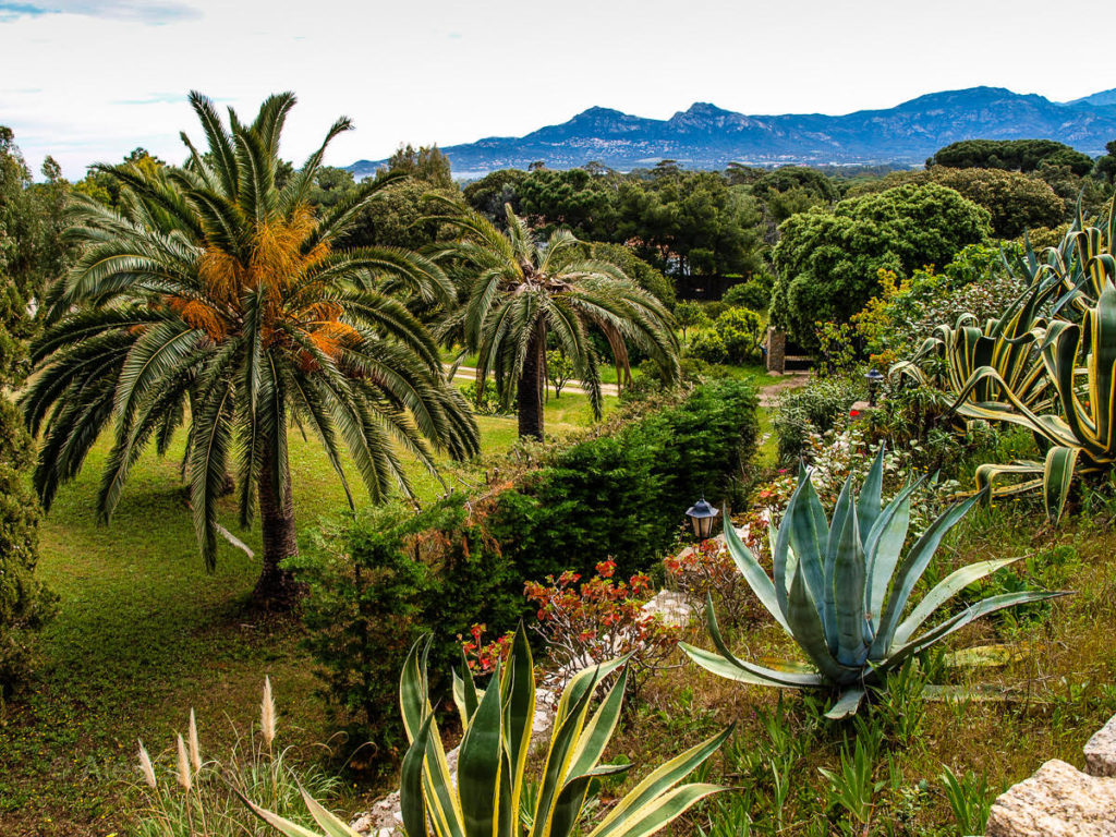 garden in manor russum