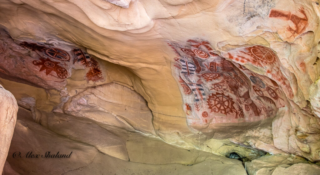 Painting on the wall of the Chumash Painted Cave 