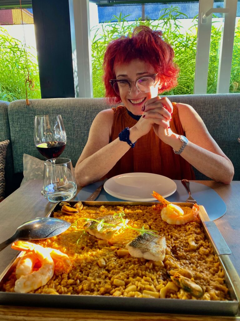 Irene Shaland eating paella